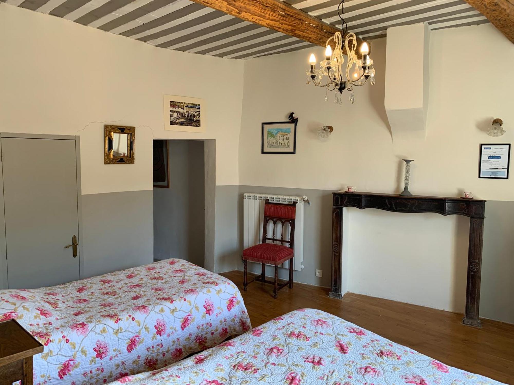 La Sarrasine Hotel Villes-sur-Auzon Kültér fotó