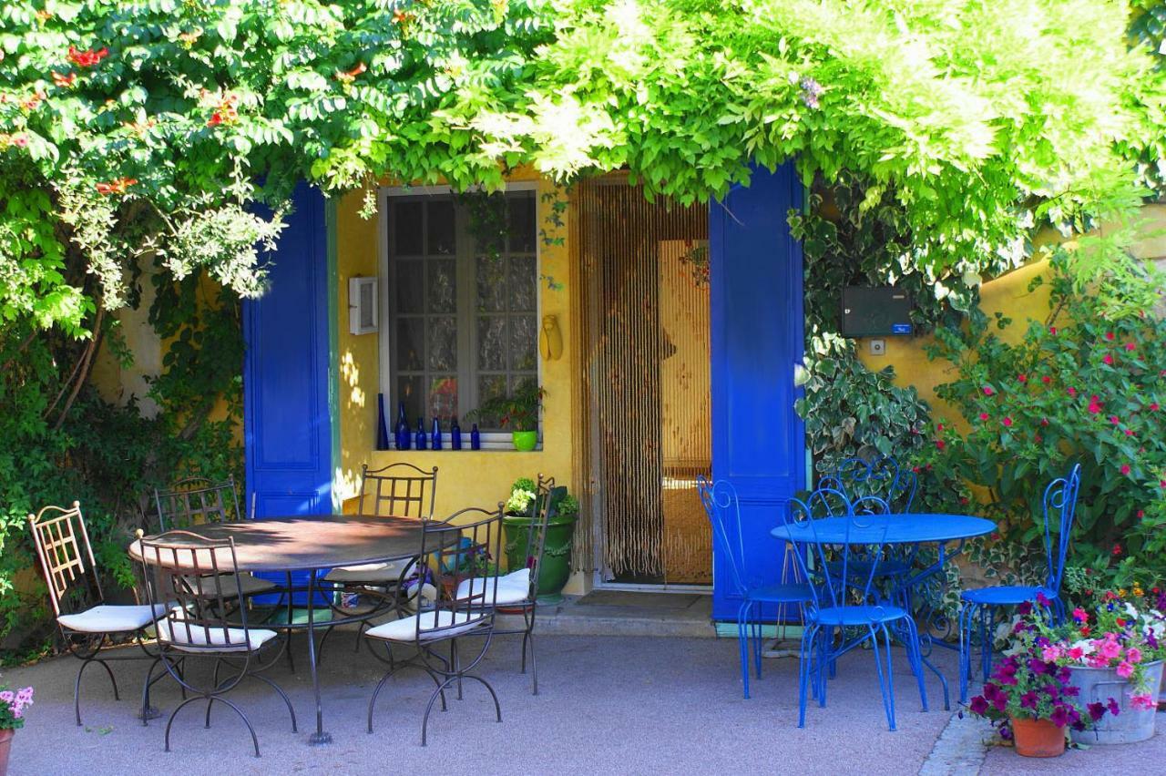 La Sarrasine Hotel Villes-sur-Auzon Kültér fotó