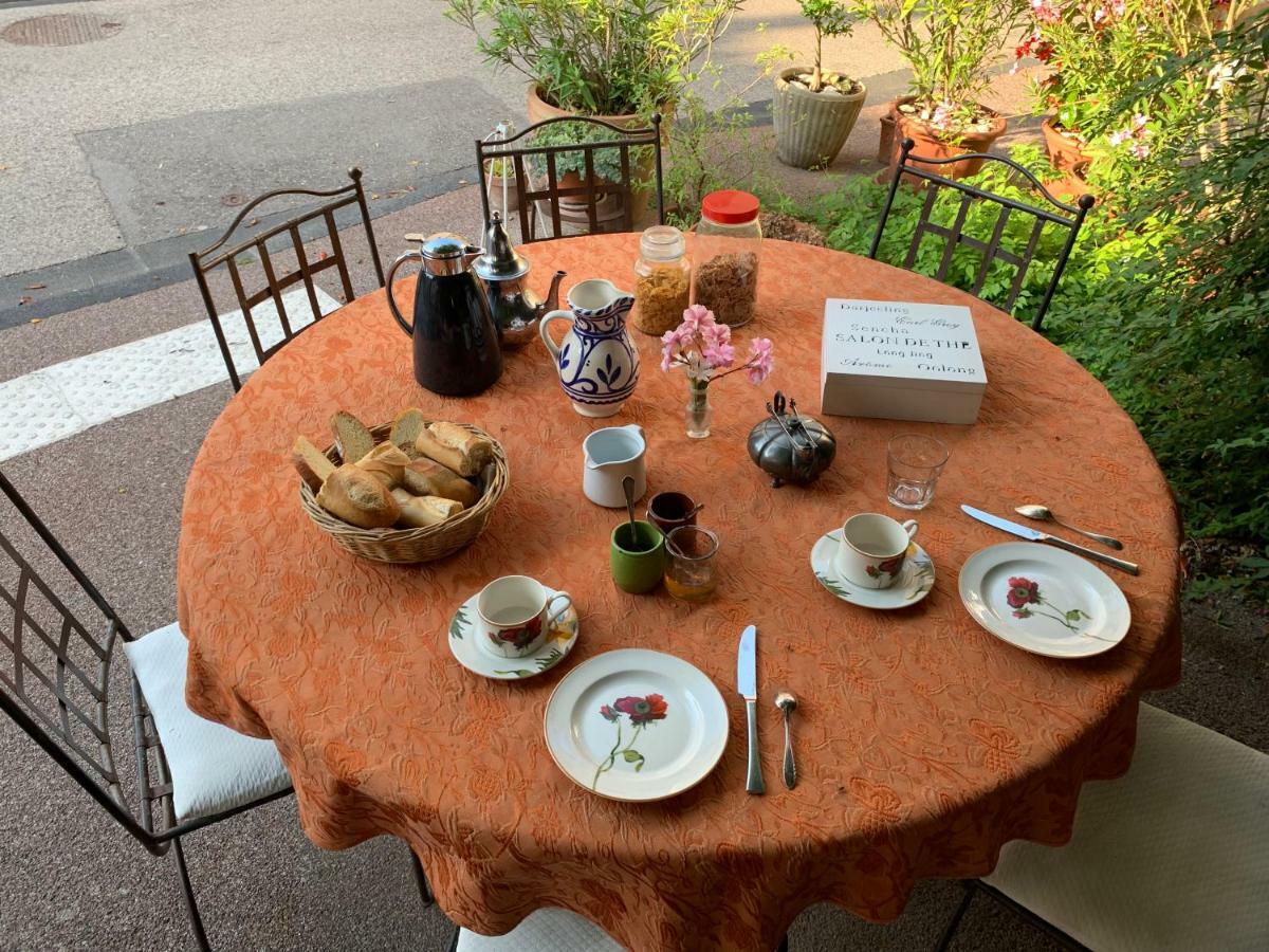 La Sarrasine Hotel Villes-sur-Auzon Kültér fotó