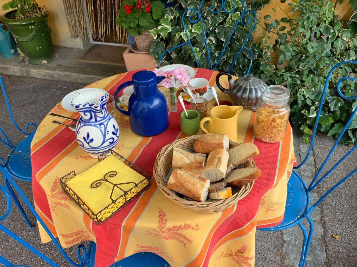 La Sarrasine Hotel Villes-sur-Auzon Kültér fotó